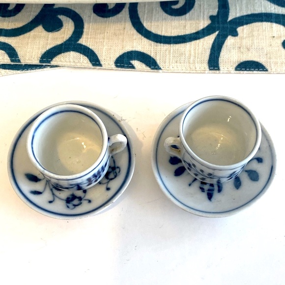 Antique Blue Onion Flow Blue Miniature Pair Porcelain Tea Cup & Saucer Set - Picture 7 of 8